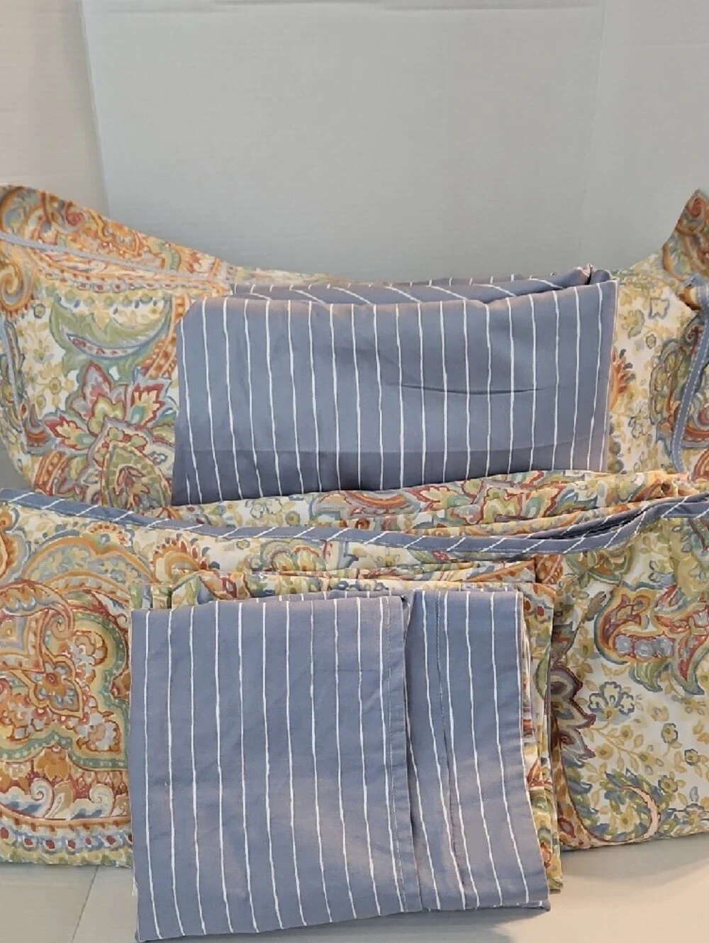 Charter Club Collection Multi-Color Paisley Reverse Blue Stripe Full Duvet Set
